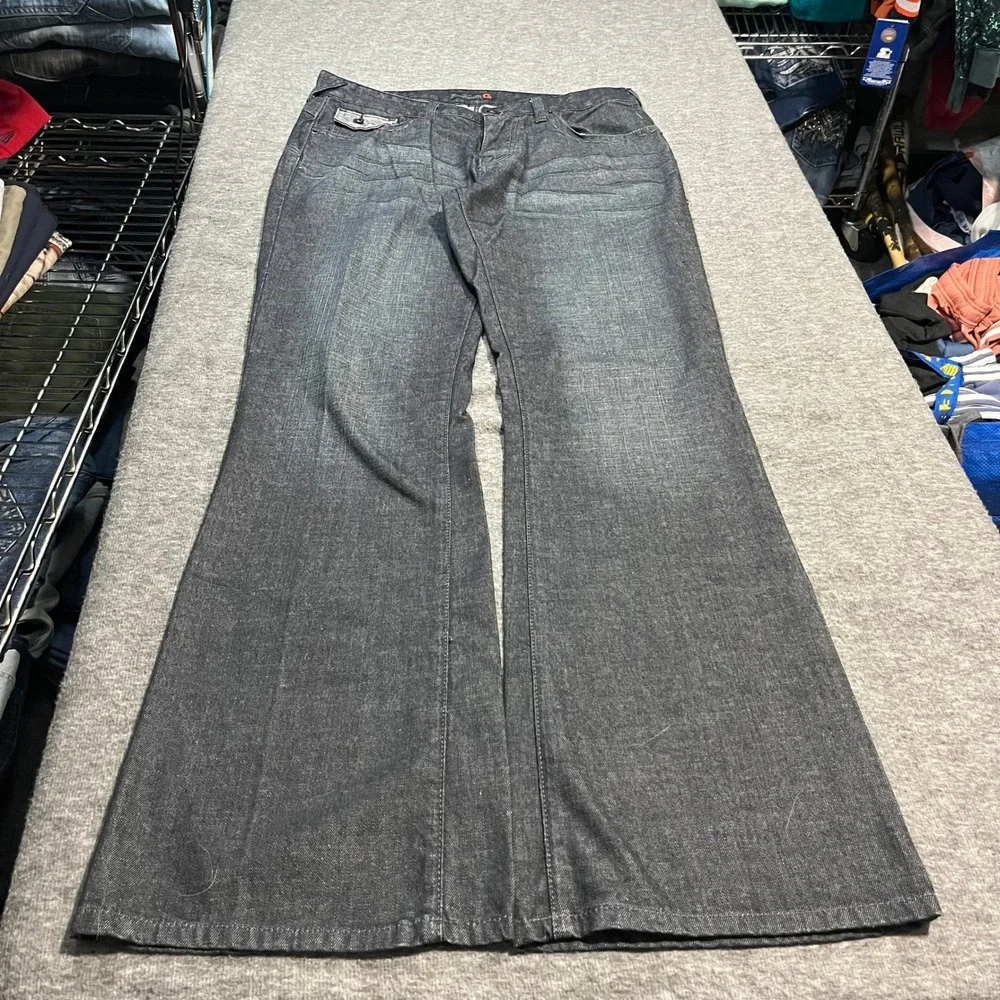 G by Guess Wyatt Wide Bootcut Jeans Mens 33x34 Dark Wash Skull Graphic flare y2k
